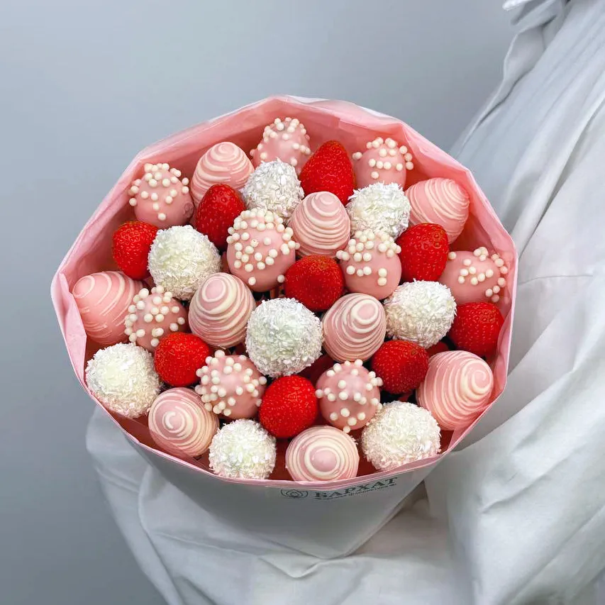 Букет Клубничные фантазии Букет Клубничные фантазии