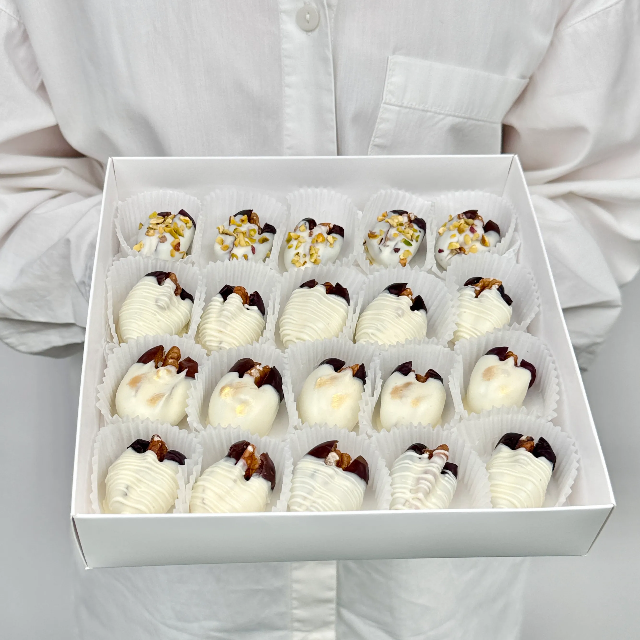 Букет Финики в шоколаде Медовый дворец