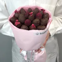 Букет Клубничная симфония