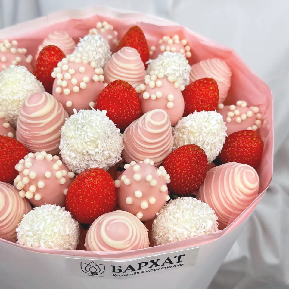 Букет Клубничные фантазии Букет Клубничные фантазии