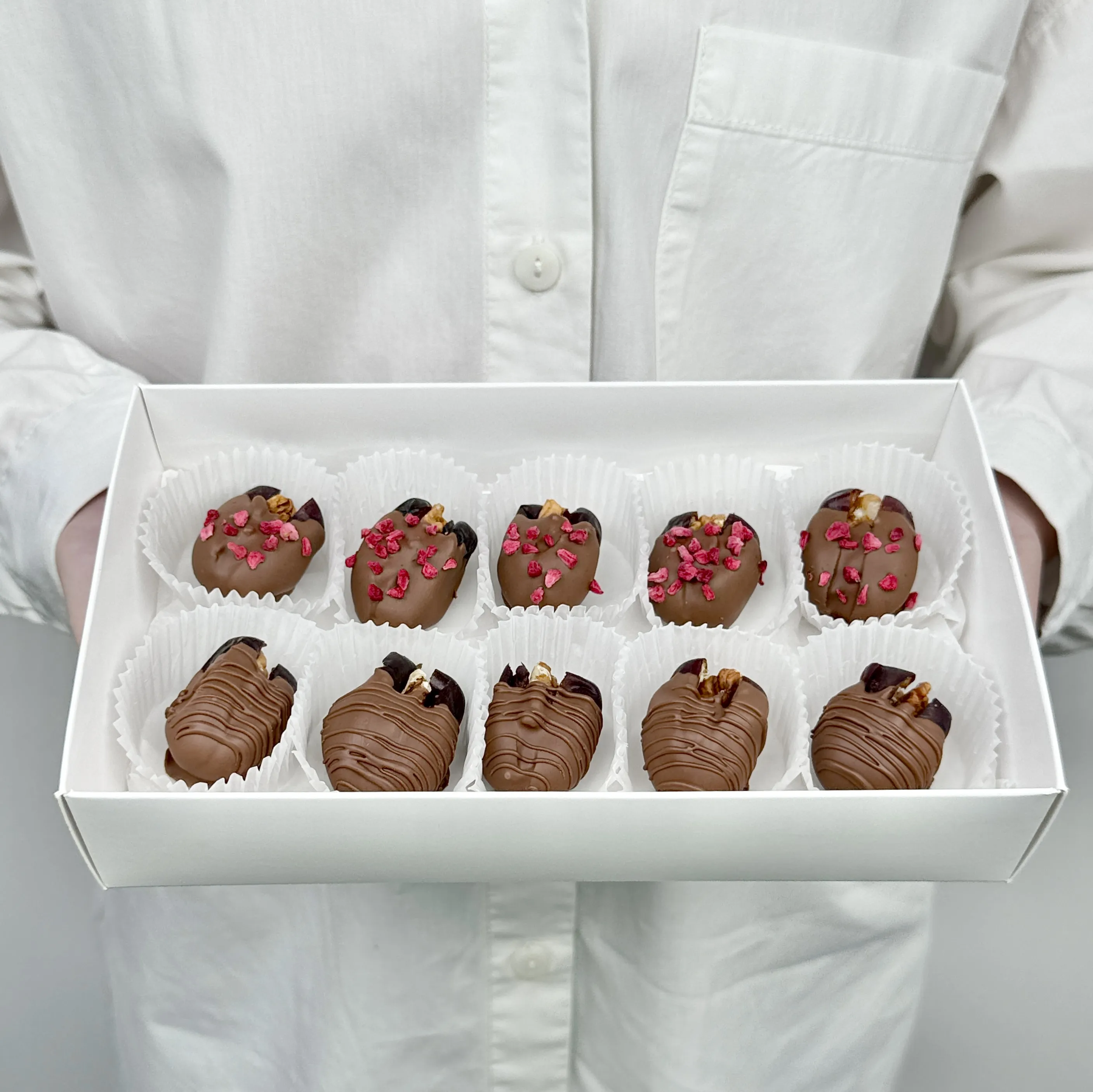 Букет Финики в шоколаде Восточный ларец