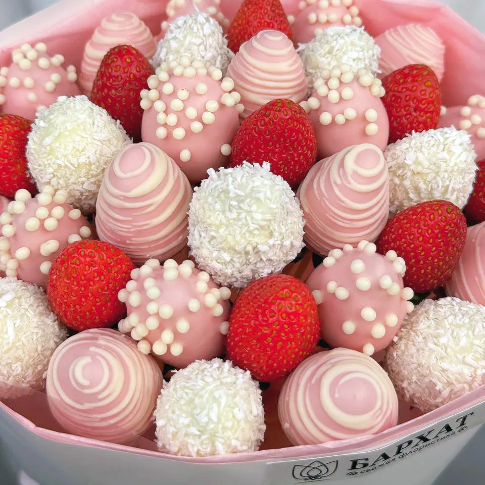 Букет Клубничные фантазии Букет Клубничные фантазии