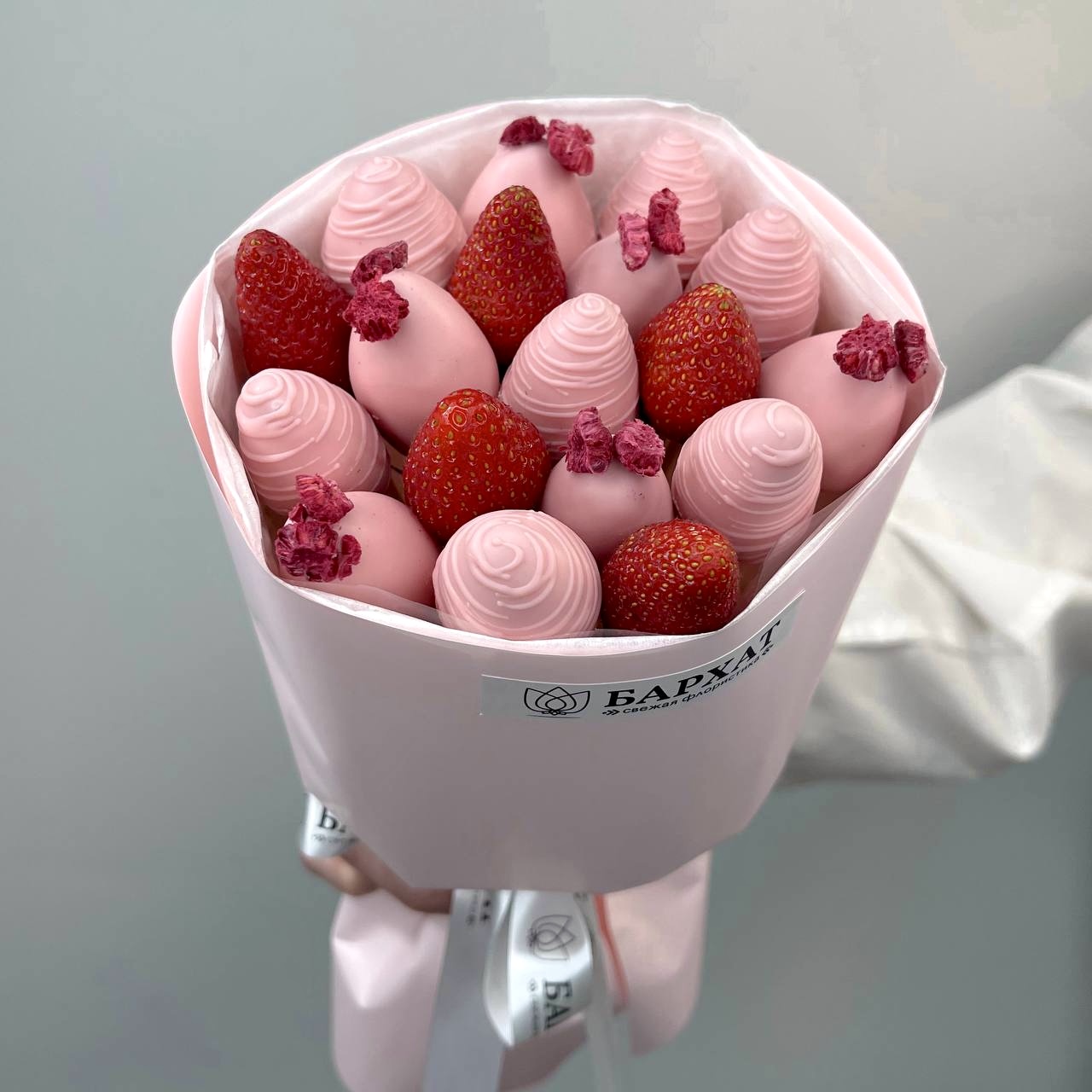 Букет Клубничный флирт